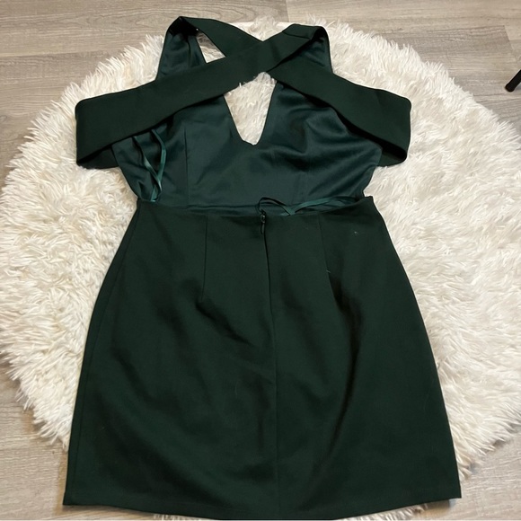Superdown Mia Mini Dress In Green - Picture 5 of 15